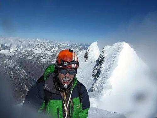 阿左昊昕完成今年幺妹峰首登这座难度极高的山峰仅有41人登顶