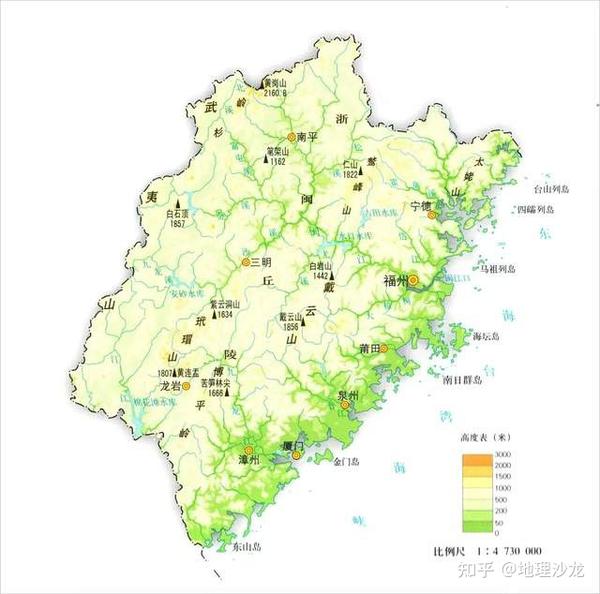 福建省的地形特征素有"八山一水一分田"之称,海岸线曲折而漫长