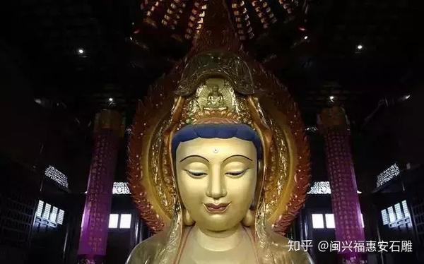 湖南宁乡密印寺千手观音像,高99.19米,为世界最大露天"千手观音"圣像.