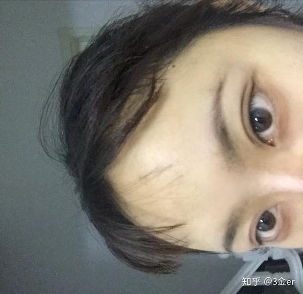 有人能自然长成这样眼尾上翘的双眼皮么还有一般怎么看一个人的眼睛是