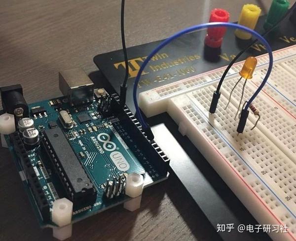 arduino电路板连接