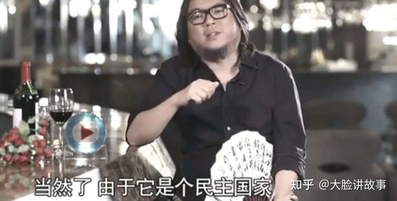 高晓松有一档非常知名的脱口秀节目,其中一期聊到印度的时候,实在是