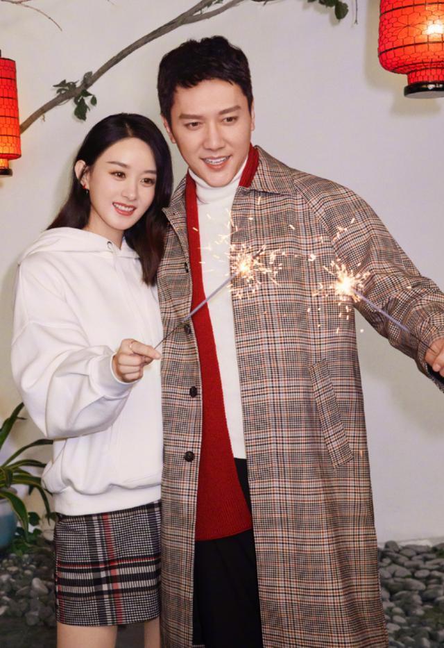 赵丽颖生孩子后堪比"整容",脱离百万修图师,粉丝直呼不敢认