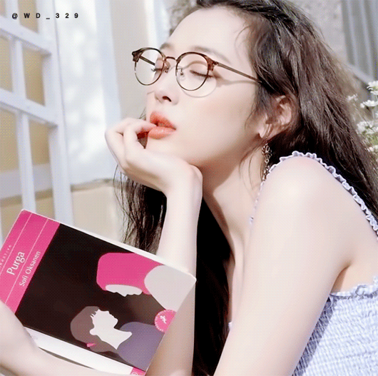 客观的评价崔雪莉的长相,好坏在哪里?