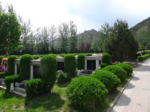 北京天寿园陵园有哪些名人?陵园环境怎么样?