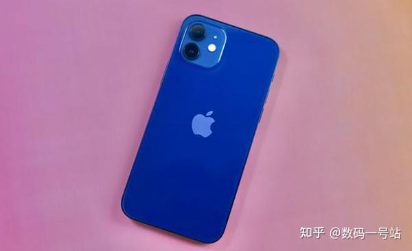 iphone12pro蓝色,iphone12pro海军蓝 iphone12 pro首次官降,标准版降幅高达千元,网友:终于