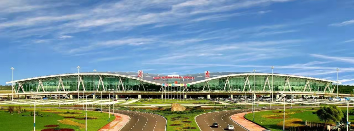 济南遥墙国际机场作为中国重要的入境门户和干线机场之一,每日有大量