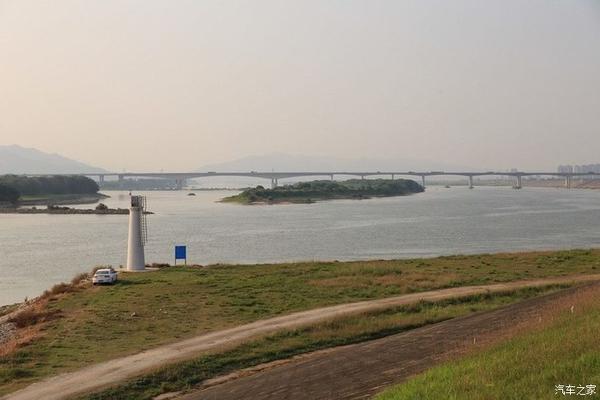 充满电 佛山三水北江大堤,江边,有草地,车可以直接开过去,视野很好