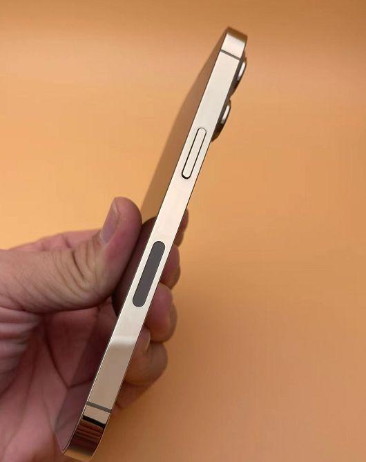 展示机就是苹果店里用于展示的手机,这类iphone不允许售卖,如果被苹果