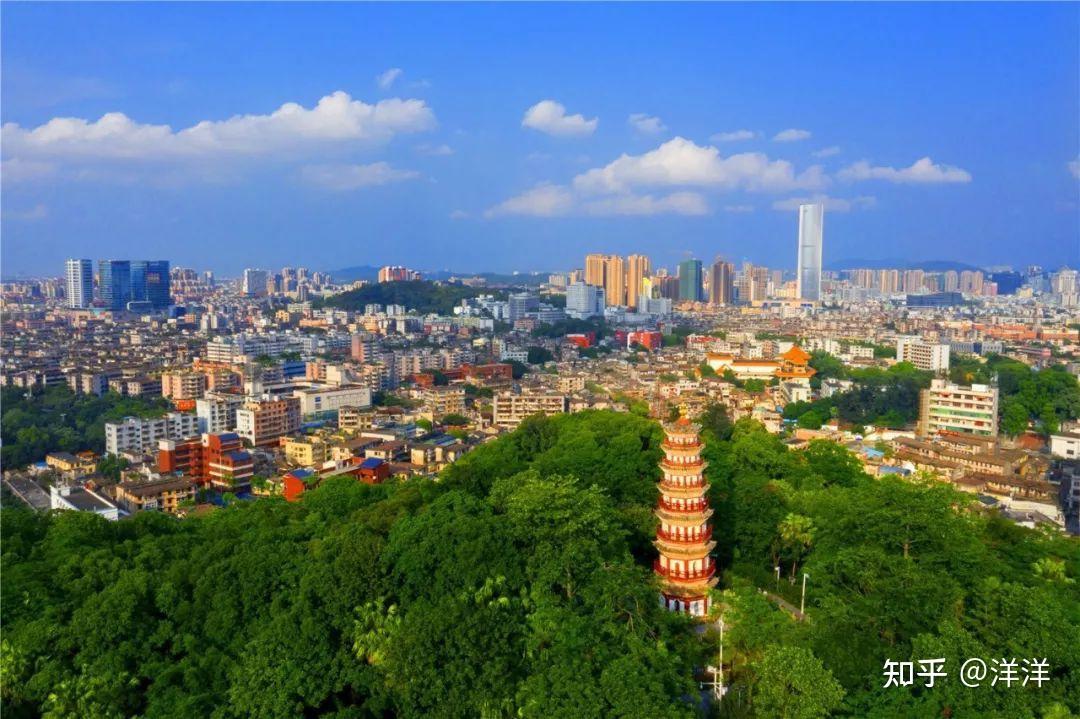 中山,又称为香山, 是广东省地级市,珠江口西岸都市圈城市之一.