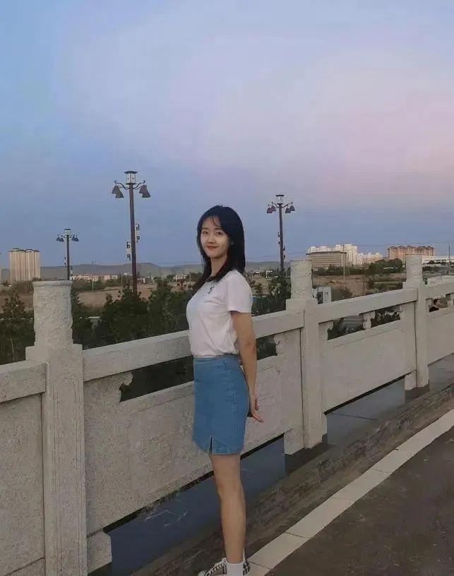 湖南神颜女学霸成绩排名第一获国家级立项现已保研清华