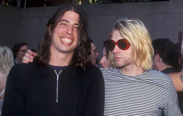 dave grohl and kurt cobain,ksassets.timeincuk.net