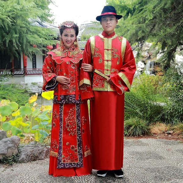 婚礼上新娘传统汉族服饰如何搭配?