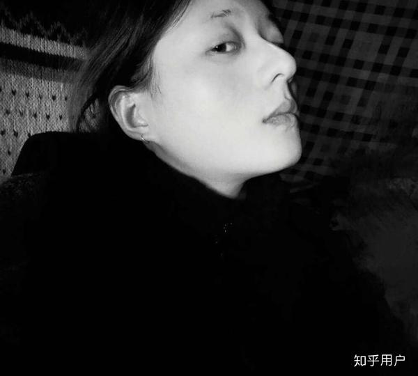 高鼻梁的女生是什么体验?