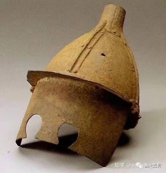 元代多种制式头盔