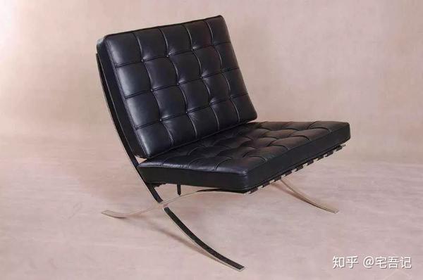的家具,可见,mendini的这把"普鲁斯特椅子"引起了多么强烈的社会反响