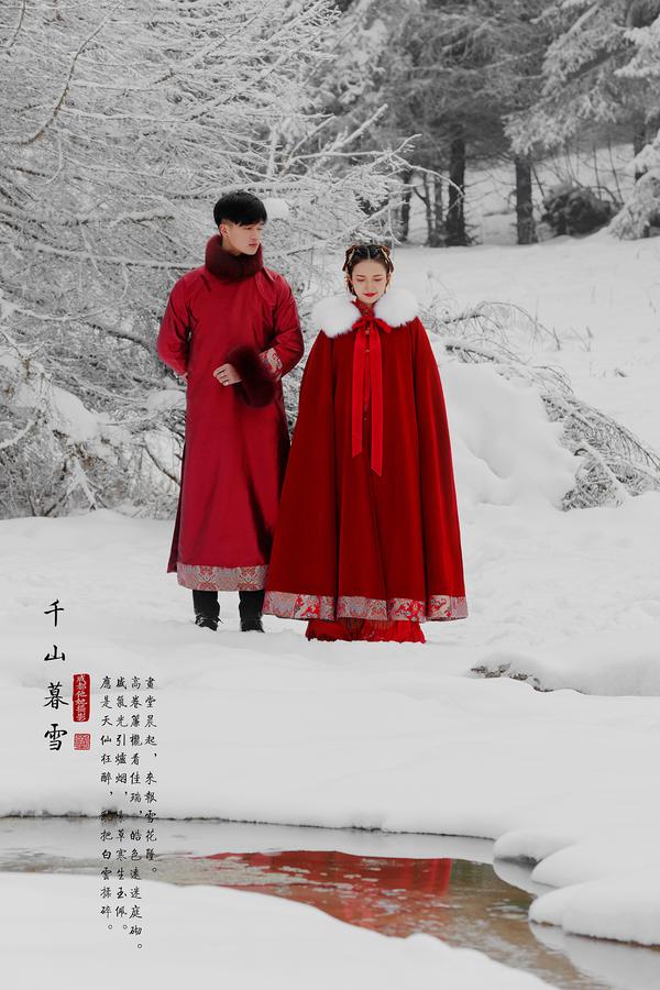 成都婚纱照川西旅拍不一样的雪景婚纱照他她摄影