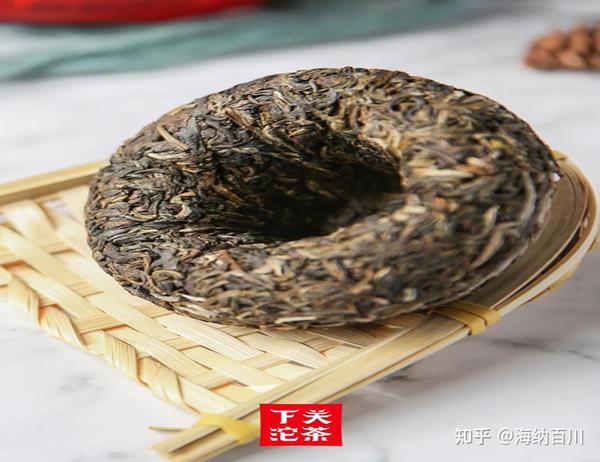 即 "下关沱茶" 的前身: "云南沱茶" 创制于云南省的大理下关,故又被称