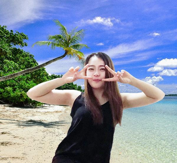 想假装自己在旅游,有没有大神能帮忙p图?