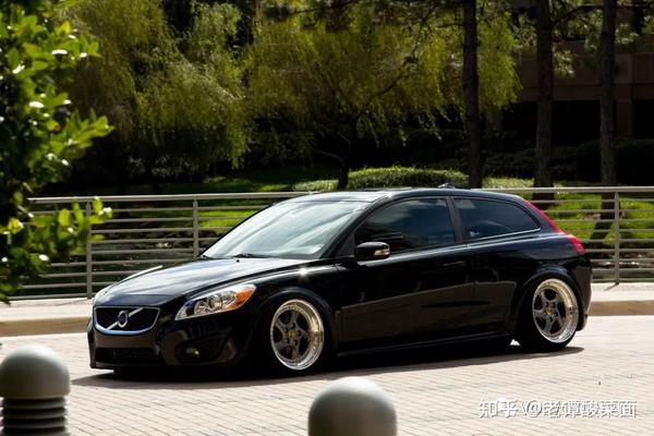 《红与黑》—volvo c30改装赏析