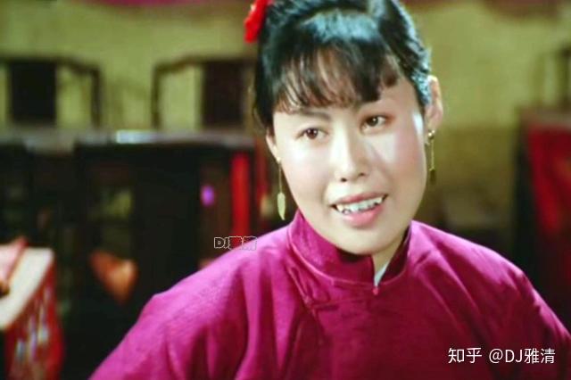 两版《骆驼祥子》演员对比,斯琴高娃丁嘉丽演虎妞各有