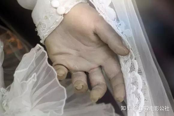 墨西哥僵尸新娘用女儿的尸体做成模特