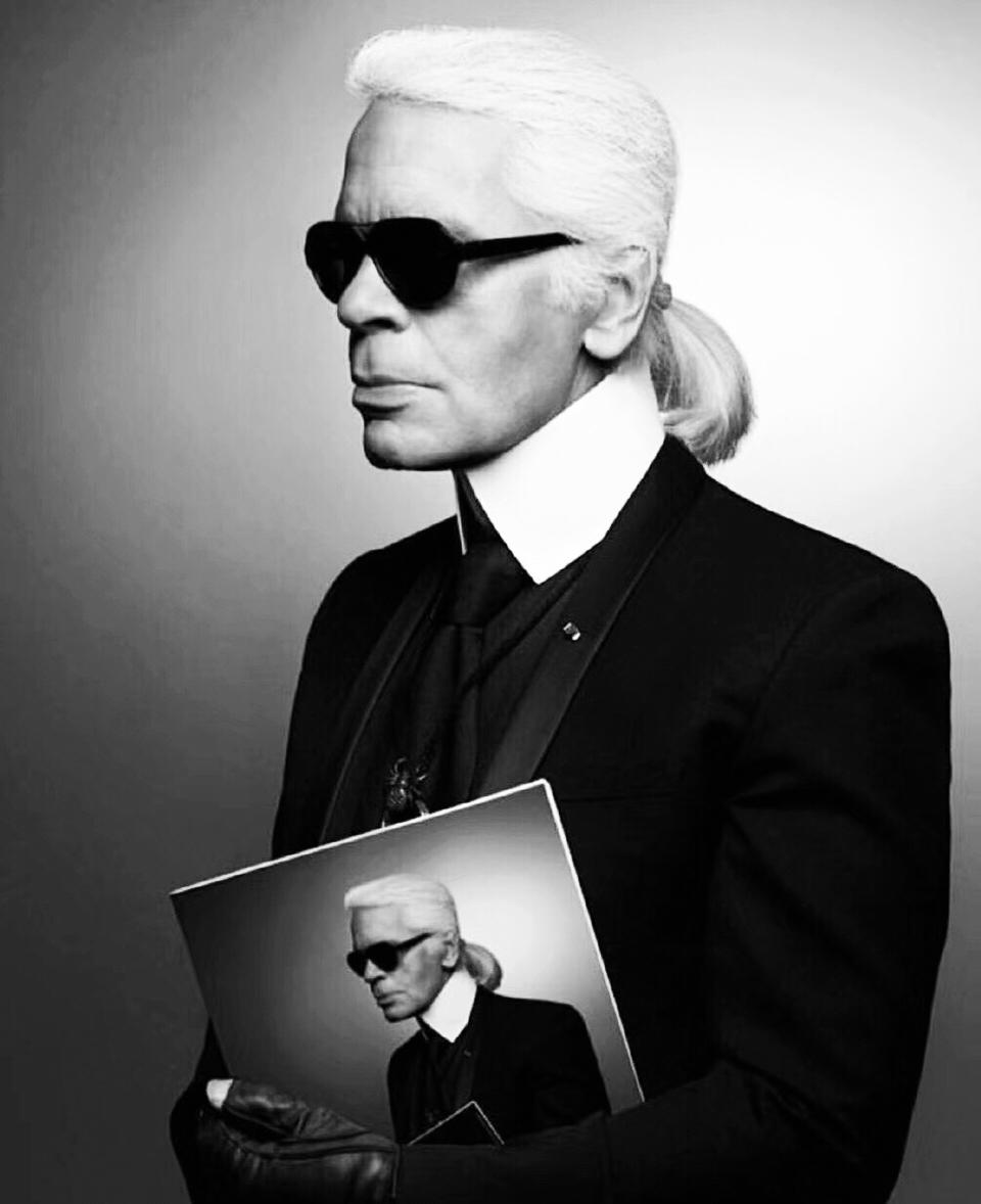 致敬香奈儿时尚大师卡尔·拉格斐 karl lagerfeld,我们一起回顾"