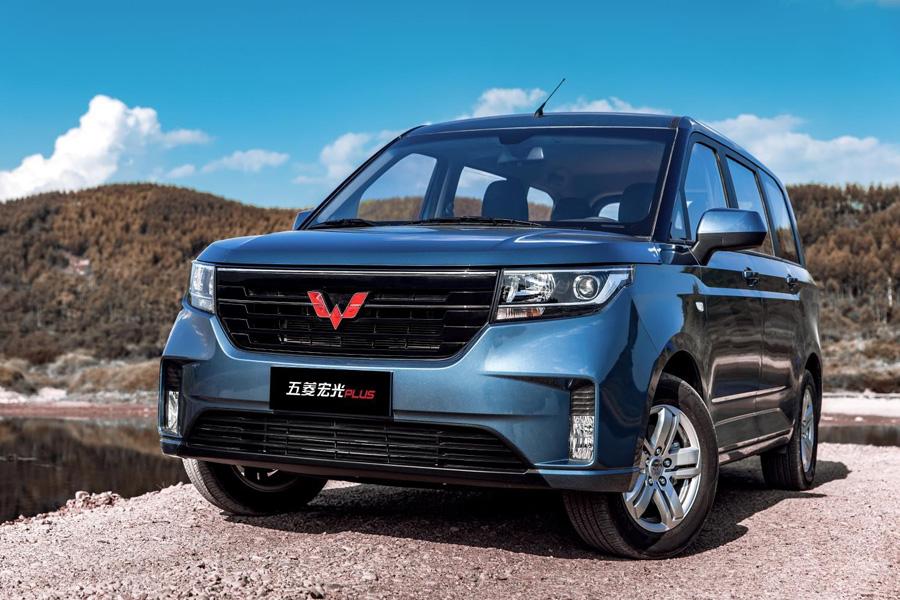 五菱宏光plus新车型5月下旬上市预售5万6万元