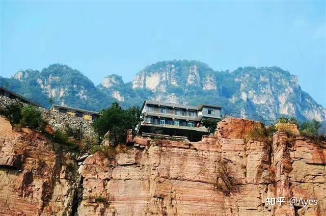 智者爱水"八里沟的水,关山的山是南太行的两大特色,也是新乡地区旅游