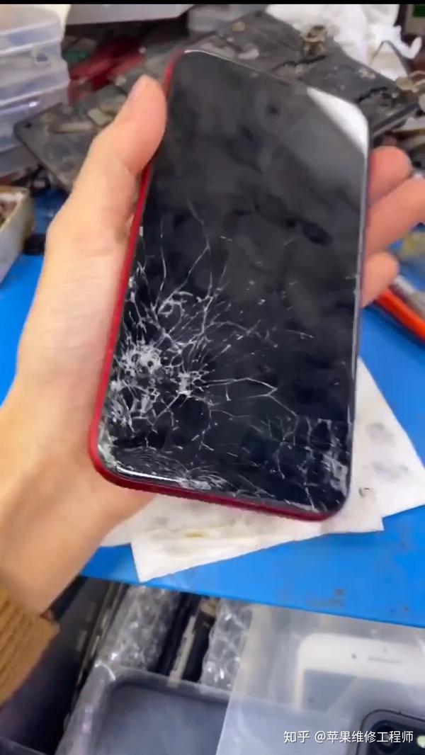 iphone11pro max换屏多少钱,苹果11屏幕碎了怎么办?