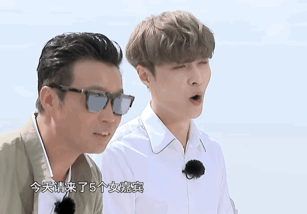 张艺兴的哪些金句或行为可以让你笑一年?