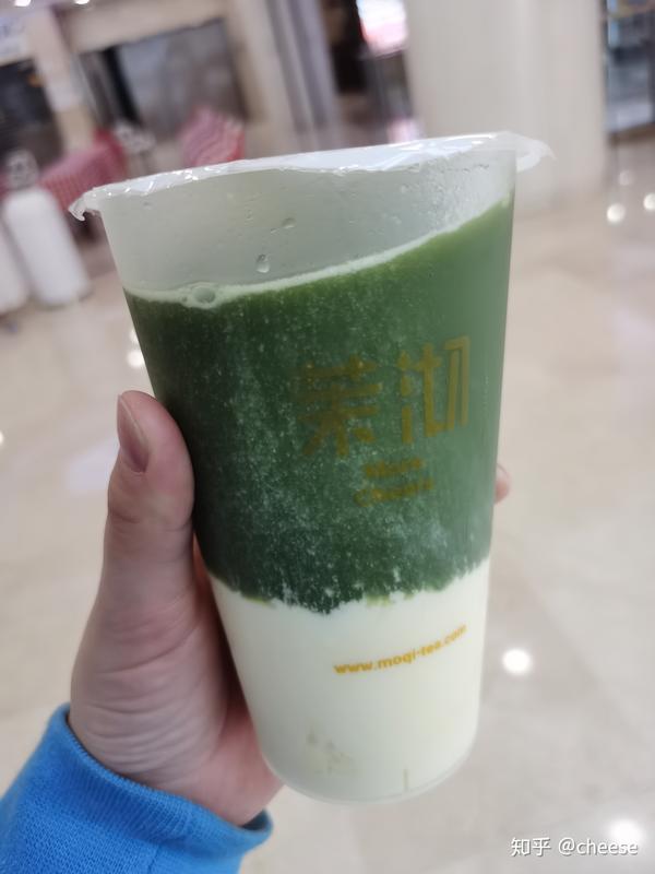 当当当,就是这款了,抹茶冰淇淋,上面是抹茶,下面是提前冻好的冰淇淋