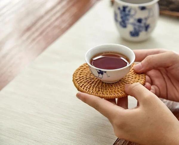 喝茶是一段诗情画意的旅程