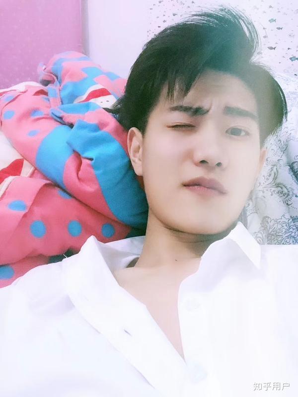我就是问一下像杨洋这种刘海和三七分的发型要烫吗?