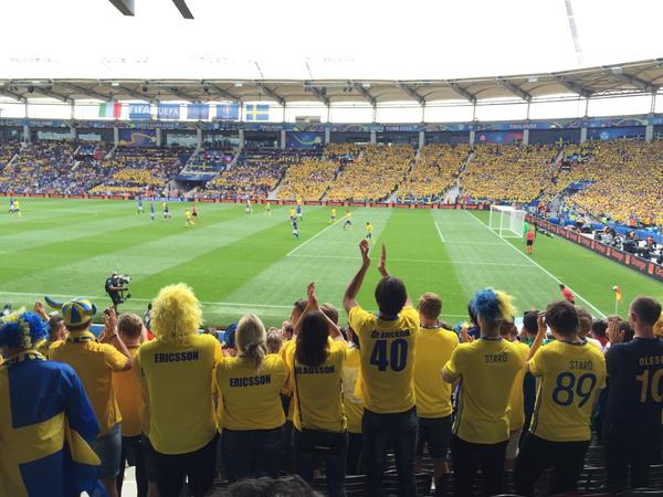 巴西女足vs瑞典女足_巴西球衣和瑞典球衣区别_巴西世界杯预选赛德国vs瑞典