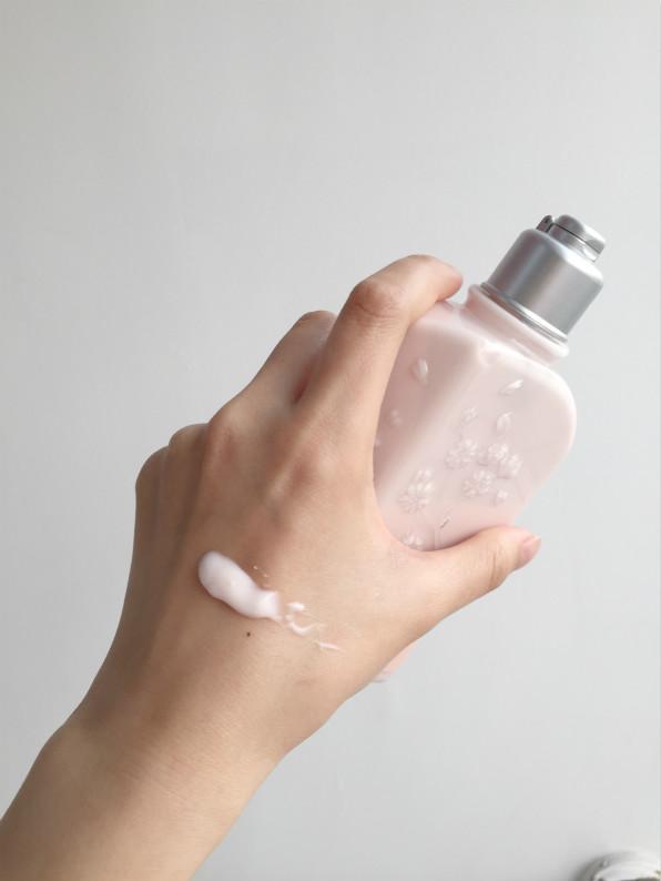 夏天油皮还要涂身体乳吗(夏天油皮还要涂身体乳吗女生) 夏天油皮还要涂身体乳吗(夏天油皮还要涂身体乳吗女生)