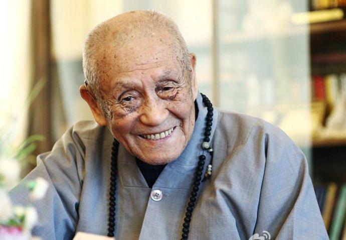 1959年10月13日,虚云老和尚云居山安详示寂,世寿120岁,僧腊101