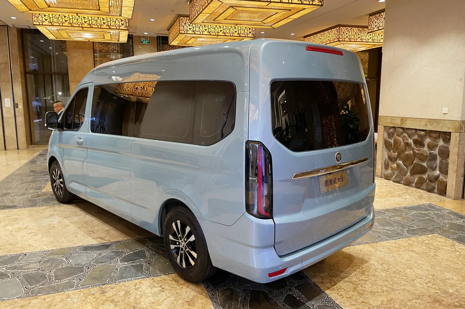 van有引力 的想法: 福田图雅诺大v ev版,内饰细节还不错 | 粉丝实拍