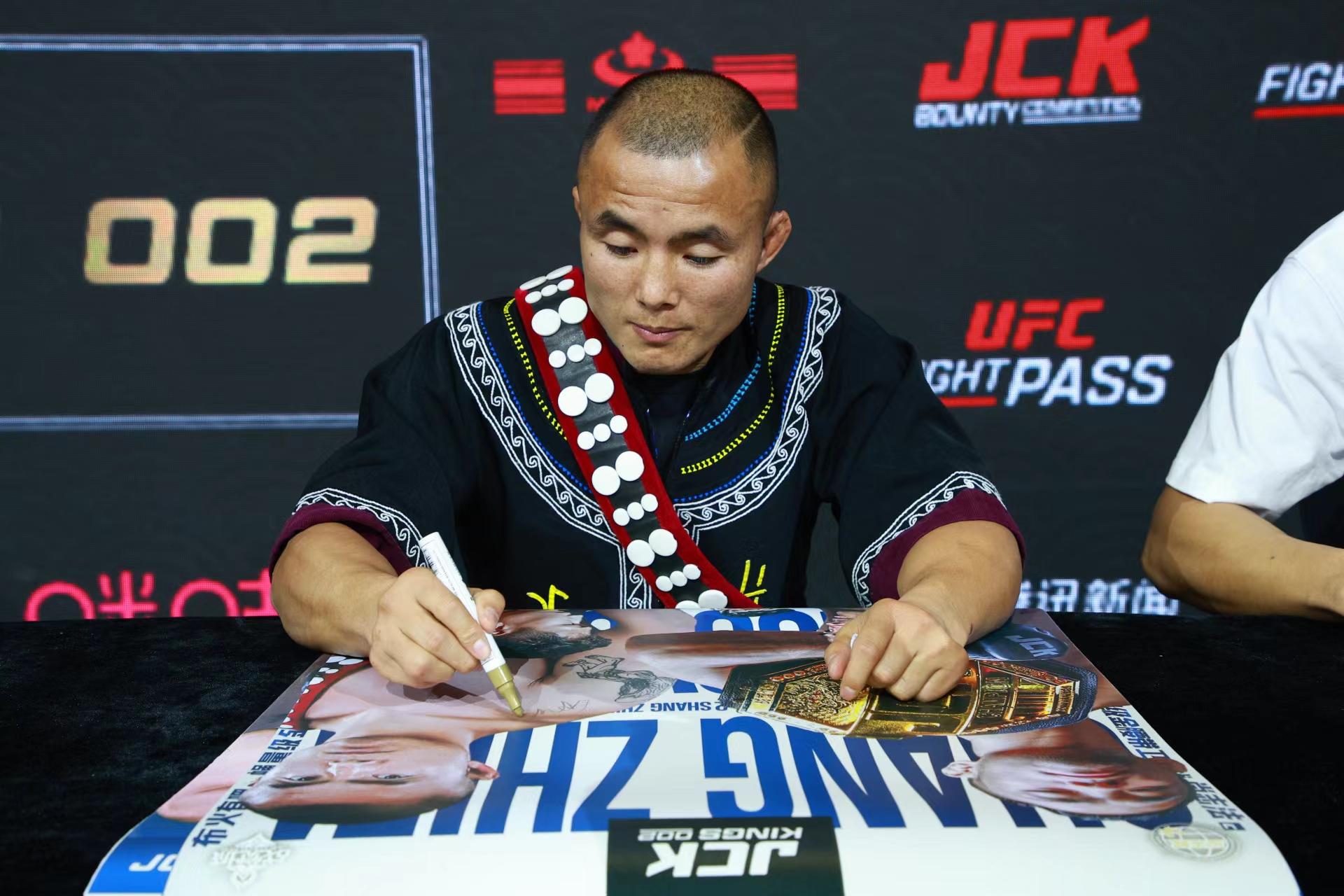 潘启富 的想法: 强者之所以强大,不仅仅是因为他们在