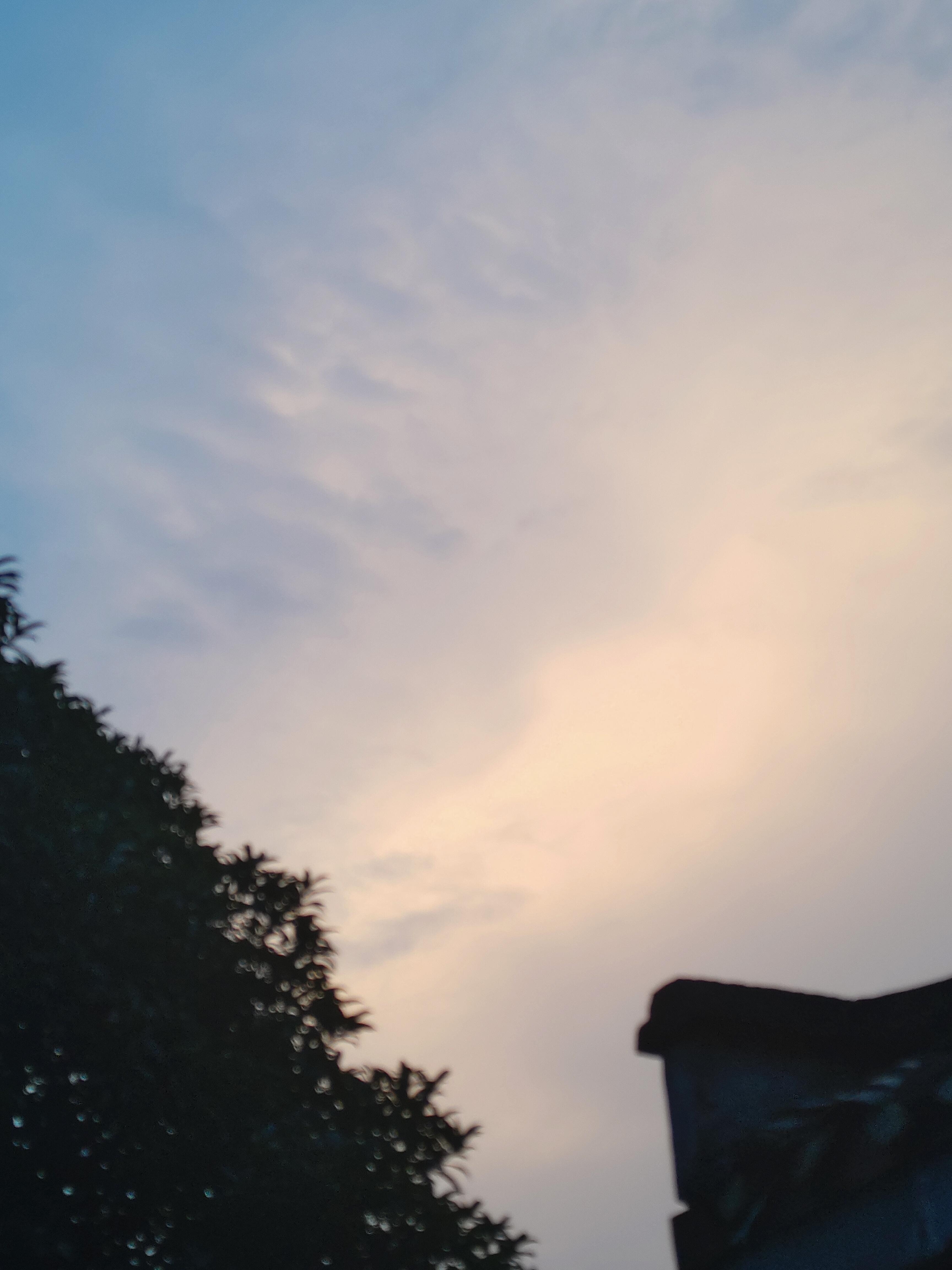 灵祗 的想法: 霞云墨世 | 朝霞虚隐昆仑山,霞光实凝海波涛。春秋去来浮光影,夏冬至离阴阳暮。墨云悬绘日月星,晚明更添翌日路。云霞反转人世情 ...