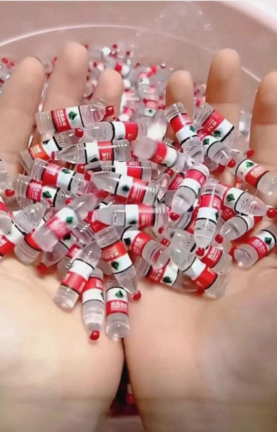 弗洛基磨人小怪 的想法: 迷你矿泉水 | 这段时间收到铺天盖地的电商