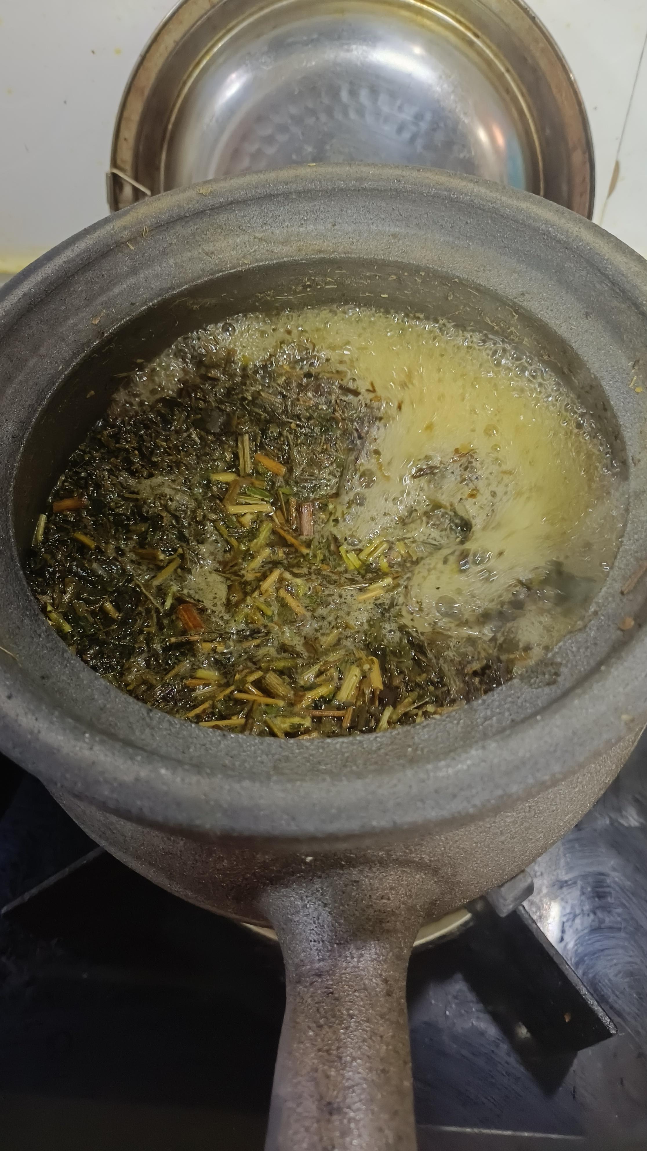 翊书 的想法: 听说这种砂锅熬中药特别好 | 荥经砂器,四川省荥经县