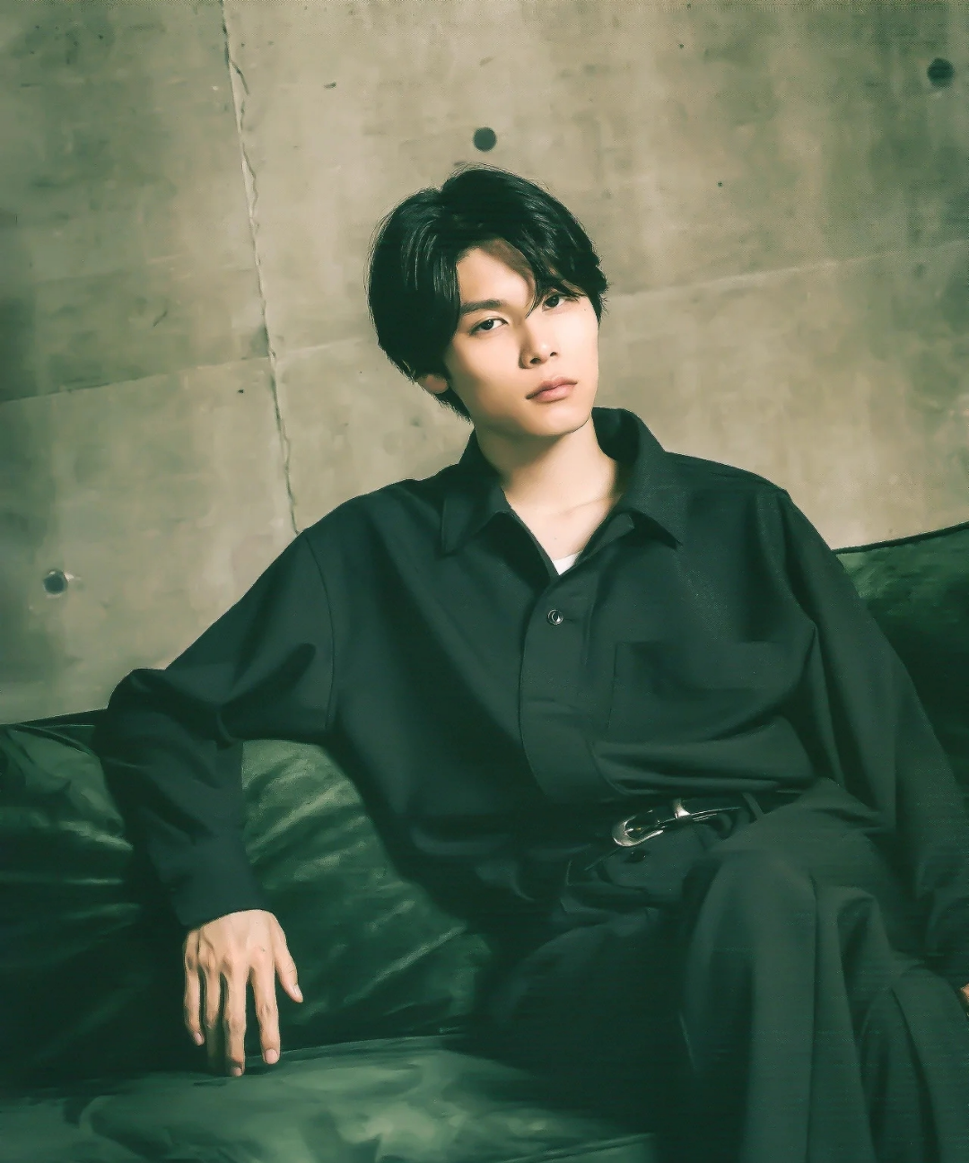 里面的男主 | 荻原利久有人喜欢嘛 br>他散的气质是那种书卷气的 br>