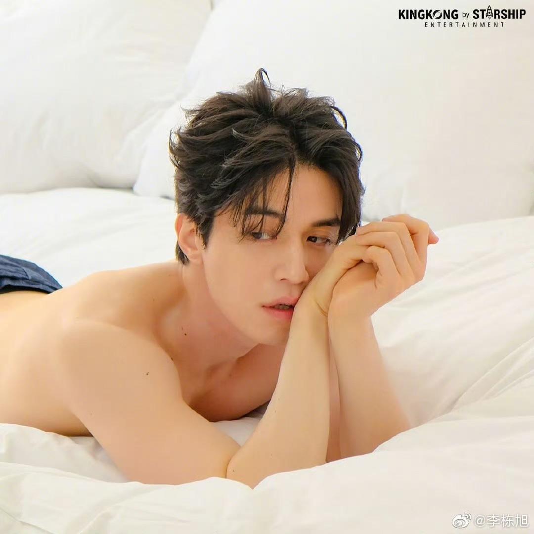 如影随形又狂妄 的想法: 李东旭是童颜吧