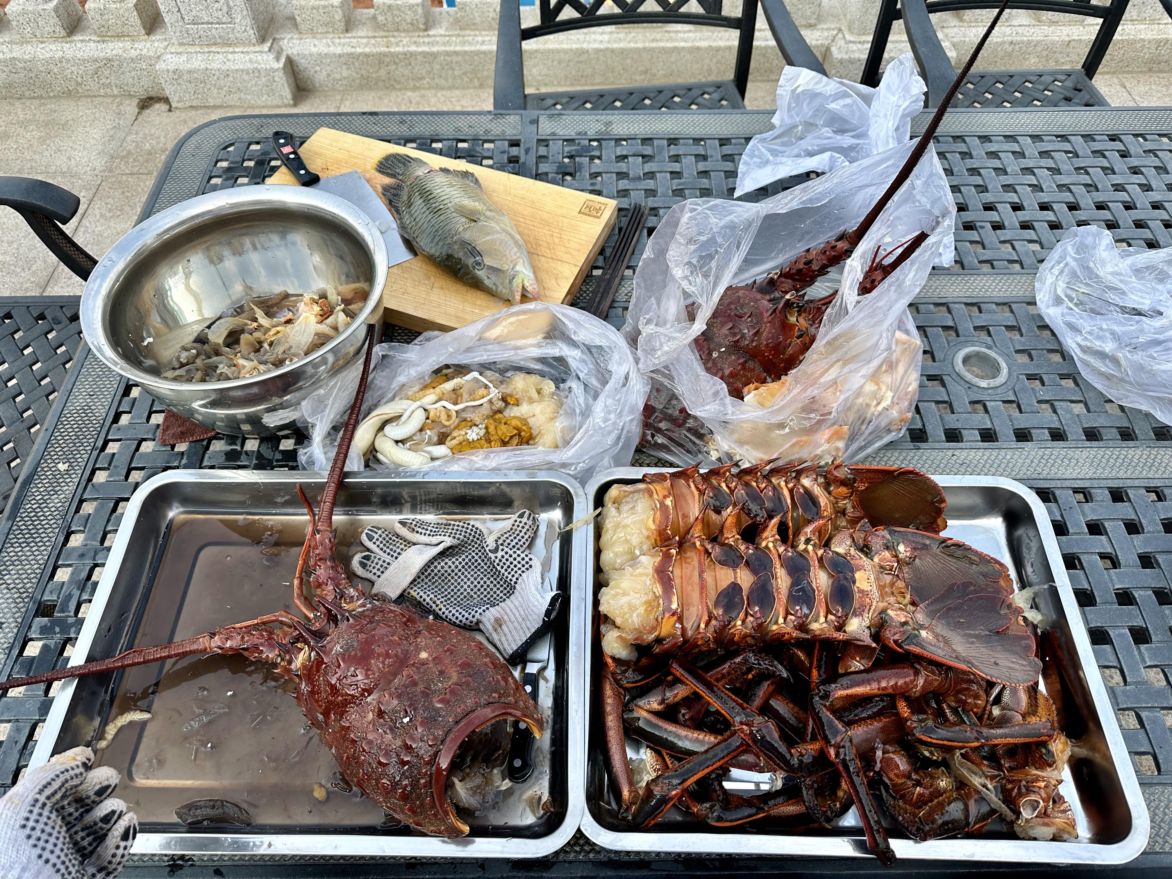 e 的想法: 年夜饭 | 龙年年夜饭是苏眉 富贵虾 和国宴级的超巨大红龙