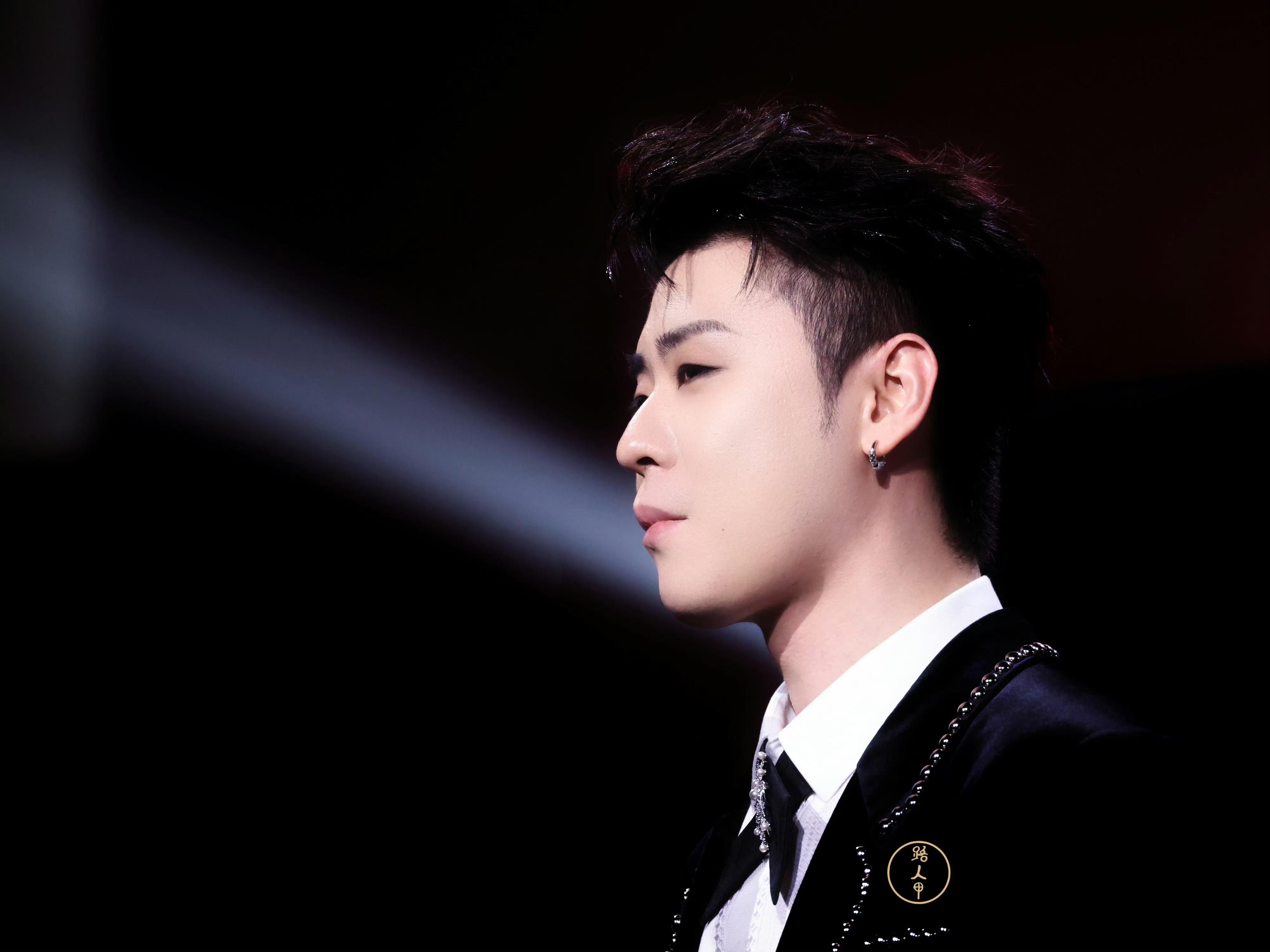 开心果 的想法: 张云雷 | 我的七色花能够满足我七个愿望