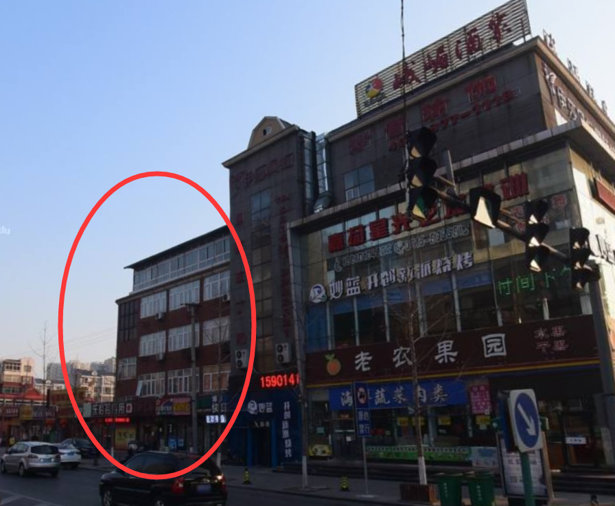综合央视新闻和央广网报道,3月13日早上7时55分,河北廊坊燕郊小