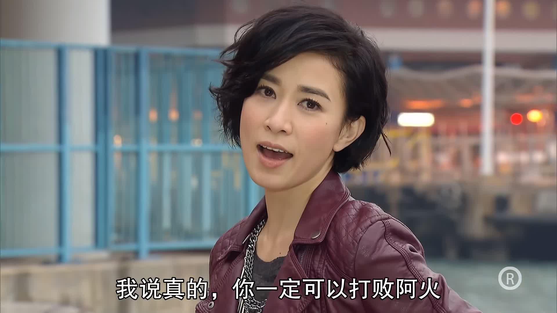 佘诗曼使徒行者中饰演钉姐佘诗曼大约34岁时候出演丁小嘉仍获力满满笑