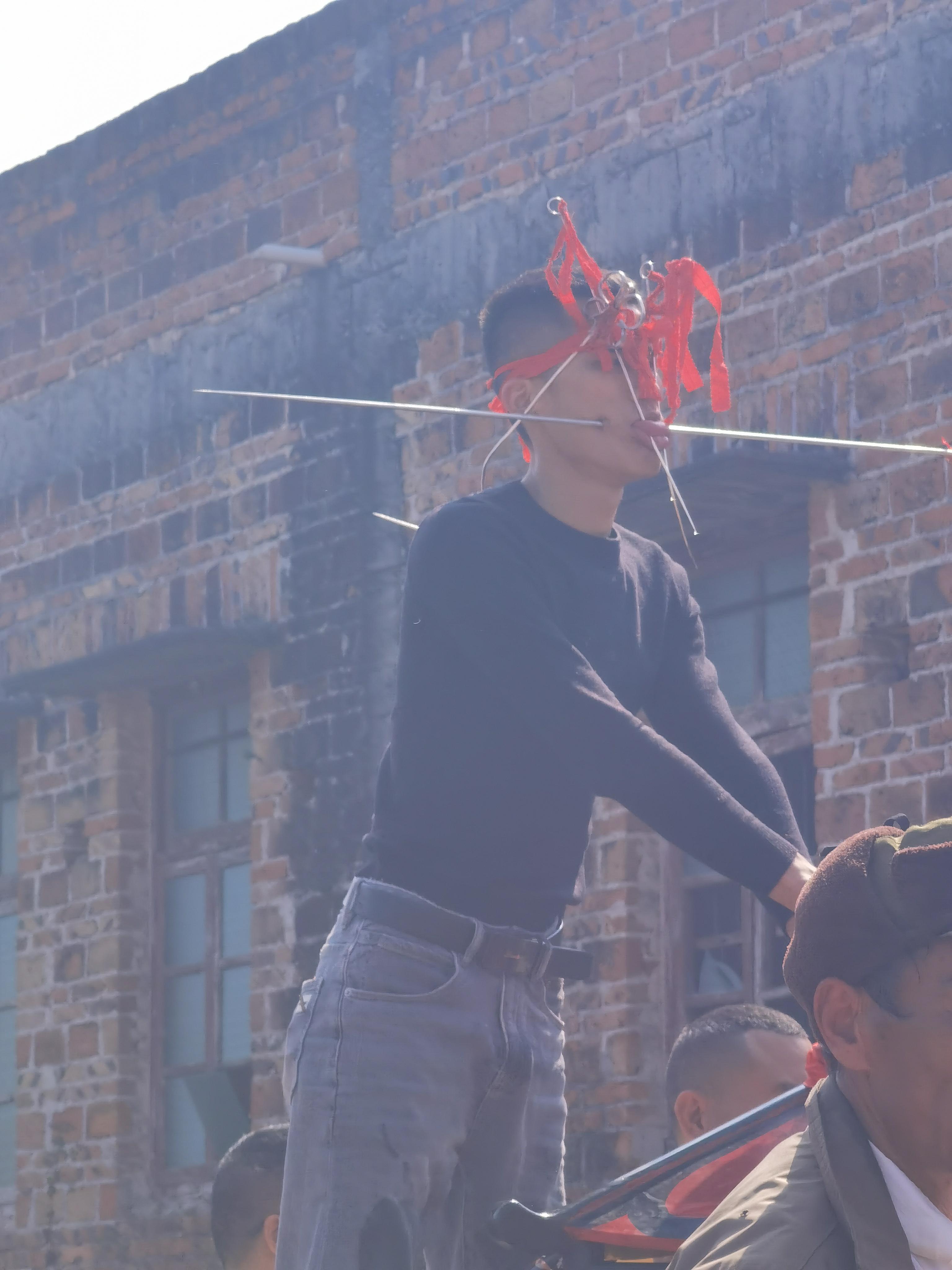 啊昵啊称 的想法: 游神/穿令箭/翻刺船 | 最近福建潮湿游神爆火,有些