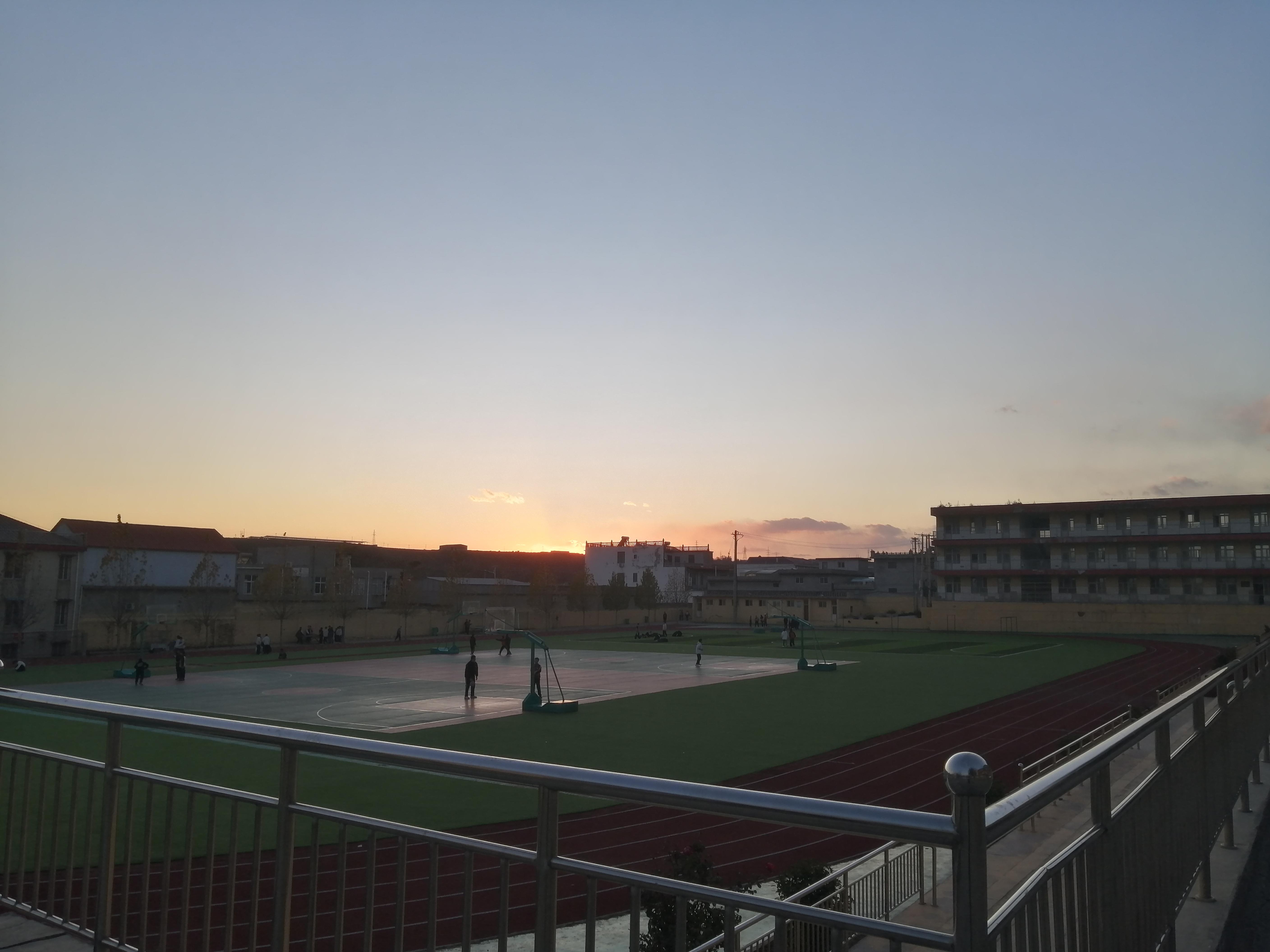 一样的首联颔联颈联尾联顿时觉得挺别扭要乌海市第十二中学校园环境图